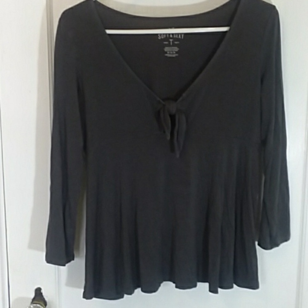 🛒Soft and sexy AE shirt